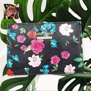 Kate Spade (New York) Slim Card Holder!🌸❤️